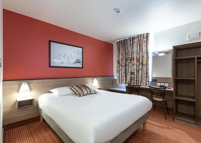 Hotel Ace Bordeaux 3*