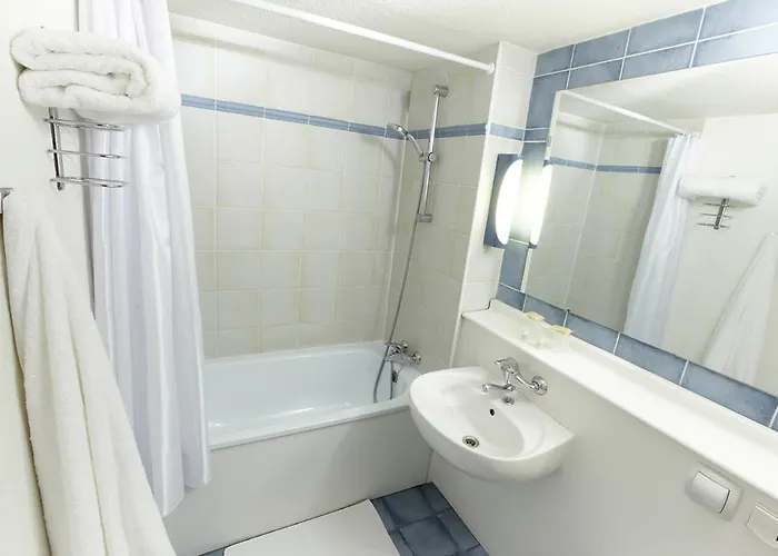 Hotel Ace Bordeaux 3*