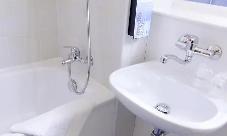 Hotel Ace Bordeaux Cestas